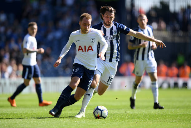 这支阿森纳几乎可以算是将近二十年最强的一只队伍了，为什么一个冠军都拿不到？[2].